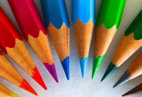 Deliverability Tips - Green Red Yellow Colored Pencil